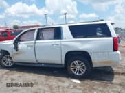 ✅ 2015 Chevrolet Suburban LT • VIN: 1GNSCJKC5FR587787 • Lot: 42801743. Wystawiony na IAAI z przebiegiem Nie podano. Bezpłatny archiwum sprzedaży aukcyjnych z USA i szczegółowy raport historii pojazdu na DreamBid. Zdjęcie 14.