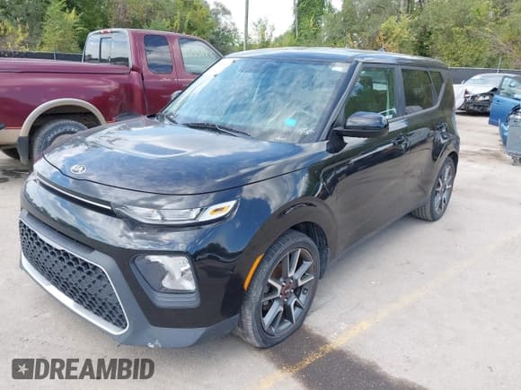 ✅ 2021 Kia Soul S • VIN: KNDJ23AU8M7125505 • Lot: 43352851. Wystawiony na IAAI z przebiegiem 85 543 mil. Bezpłatny archiwum sprzedaży aukcyjnych z USA i szczegółowy raport historii pojazdu na DreamBid. Zdjęcie 2.