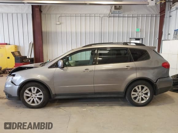 ✅ 2008 Subaru Tribeca Limited • VIN: 4S4WX93D784418614 • Lot: 42365392. Listed on IAAI with 232,006 mi. Free auction sales archive from the USA and detailed vehicle history report at DreamBid. Image 14.