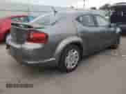 2013 Dodge Avenger SE V6 z VIN 1C3CDZAG7DN582466, wystawiony jako Copart lot #70787604 z przebiegiem 171 846 mil mil oraz Szkoda całkowita • Salvage title. Historia ofert i sprzedaży dostępna na DreamBid. Obrazek 3.