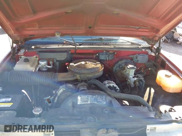 ✅ 1990 Chevrolet Silverado 1500 • VIN: 1GCDC14H9LZ219165 • Lot: 43447528. Wystawiony na IAAI z przebiegiem 272 427 mil. Bezpłatny archiwum sprzedaży aukcyjnych z USA i szczegółowy raport historii pojazdu na DreamBid. Zdjęcie 10.