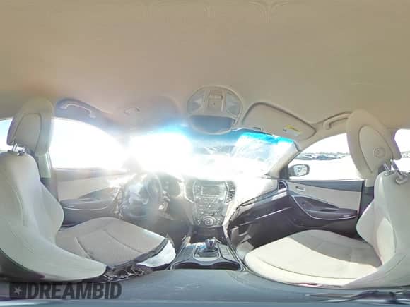 2017 Hyundai Santa Fe 2.4L z VIN 5XYZT3LB4HG455694, wystawiony jako Copart lot #63500455 z przebiegiem Nie podano mil oraz Szkoda całkowita • Salvage title. Historia ofert i sprzedaży dostępna na DreamBid. Obrazek 14.