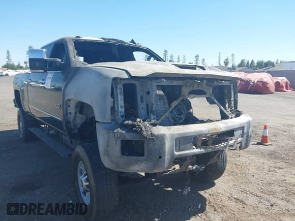✅ 2016 Chevrolet Silverado 2500HD LTZ • VIN: 1GC1KWE87GF227676 • Lot: 42489389. Listed on IAAI with Not provided. Free auction sales archive from the USA and detailed vehicle history report at DreamBid. Image 6.