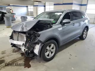 ✅ 2023 Kia Sorento LX • VIN: 5XYRG4LC6PG201261 • Лот: 90761195. Опубликован ранее на Copart с пробегом 50 467 миль. Бесплатный доступ к архиву аукционных продаж из США и подробный отчёт об истории автомобиля на DreamBid. Изображение 1.