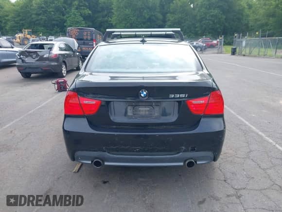 2011 BMW 3 Series 335i xDrive with VIN WBAPL5C55BA919528, listed as a IAAI auction lot 42616864 with 59,995 mi miles and . Bid and sale history available at DreamBid. Image 16.