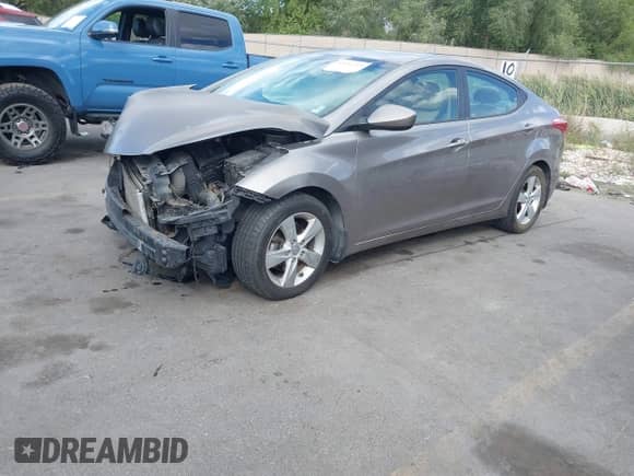 2013 Hyundai Elantra Limited with VIN 5NPDH4AE0DH199720, listed as a IAAI auction lot 43192359 with 118,383 mi miles and . Bid and sale history available at DreamBid. Image 2.
