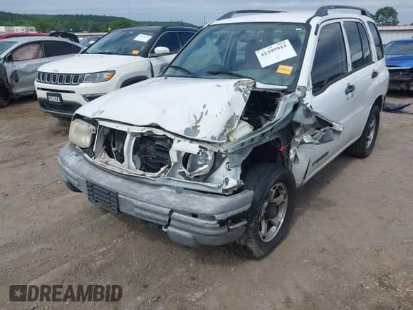 1999 Chevrolet Tracker с VIN 2CNBE13C6X6925210, выставлен на аукционе IAAI как лот 42395915 с пробегом 156 201 миль миль и . История ставок и продаж доступна на DreamBid. Изображение 6.