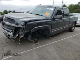 2005 Chevrolet Silverado 1500 Z71 z VIN 2GCEK19B351321259, wystawiony jako Copart lot #72497374 z przebiegiem 242 688 mil mil oraz Szkoda całkowita • Salvage title. Historia ofert i sprzedaży dostępna na DreamBid. Obrazek 1.