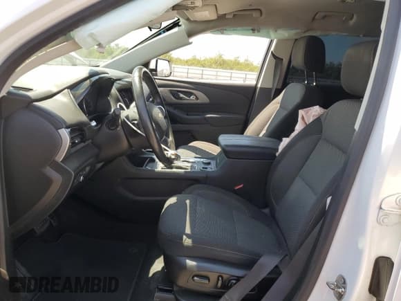 ✅ 2018 Chevrolet Traverse LT Cloth • VIN: 1GNERGKW1JJ116896 • Lot: 65275594. Wystawiony na Copart z przebiegiem 97 398 mil. Bezpłatny archiwum sprzedaży aukcyjnych z USA i szczegółowy raport historii pojazdu na DreamBid. Zdjęcie 7.