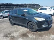 ✅ 2015 Ford Escape SE • VIN: 1FMCU0GX9FUB46219 • Лот: 42496729. Опубликован ранее на IAAI с пробегом 104 477 миль. Бесплатный доступ к архиву аукционных продаж из США и подробный отчёт об истории автомобиля на DreamBid. Изображение 1.