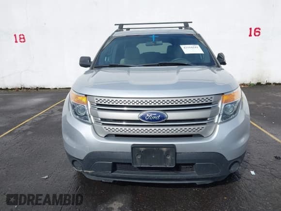 ✅ 2013 Ford Explorer • VIN: 1FM5K8B86DGB51077 • Lot: 43354242. Wystawiony na IAAI z przebiegiem 140 232 mil. Bezpłatny archiwum sprzedaży aukcyjnych z USA i szczegółowy raport historii pojazdu na DreamBid. Zdjęcie 6.