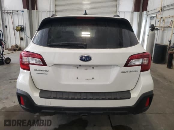 ✅ 2019 Subaru Outback Touring • VIN: 4S4BSATC5K3375569 • Лот: 81961975. Опубликован ранее на Copart с пробегом 76 486 миль. Бесплатный доступ к архиву аукционных продаж из США и подробный отчёт об истории автомобиля на DreamBid. Изображение 6.