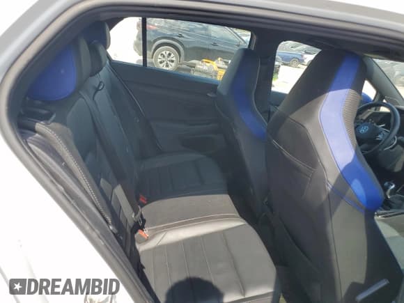 ✅ 2023 Volkswagen Golf R 20th Anniversary Edition • VIN: WVWBB7CD8PW194021 • Lot: 84640475. Listed on Copart with 19,027 mi. Free auction sales archive from the USA and detailed vehicle history report at DreamBid. Image 10.