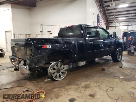 ✅ 2007 Chevrolet Silverado 2500HD 1LT • VIN: 1GCHK23K27F516745 • Лот: 60458405. Опубликован ранее на Copart с пробегом 248 304 миль. Бесплатный доступ к архиву аукционных продаж из США и подробный отчёт об истории автомобиля на DreamBid. Изображение 3.