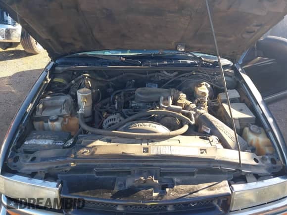 2001 Chevrolet Blazer LS с VIN 1GNCS13W51K254619, выставлен на аукционе IAAI как лот 41210740 с пробегом 227 301 миль миль и . История ставок и продаж доступна на DreamBid. Изображение 10.