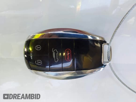 ✅ 2019 Bentley Bentayga V8 • VIN: SJAAM2ZVXKC026160 • Лот: 42131132. Опубликован ранее на IAAI с пробегом 38 512 миль. Бесплатный доступ к архиву аукционных продаж из США и подробный отчёт об истории автомобиля на DreamBid. Изображение 11.