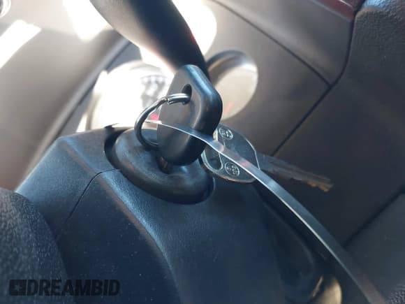 ✅ 2011 Chevrolet Silverado 1500 LTZ • VIN: 1GCPKTE33BF216129 • Lot: 43807322. Wystawiony na IAAI z przebiegiem 236 925 mil. Bezpłatny archiwum sprzedaży aukcyjnych z USA i szczegółowy raport historii pojazdu na DreamBid. Zdjęcie 11.