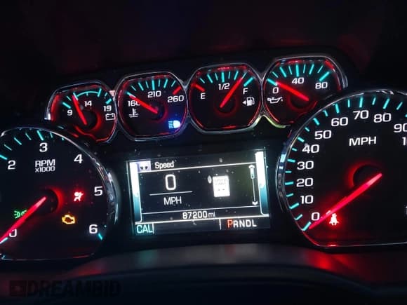 ✅ 2017 GMC Sierra 1500 SLE • VIN: 3GTP1MEC3HG125359 • Lot: 43314024. Wystawiony na IAAI z przebiegiem 87 200 mil. Bezpłatny archiwum sprzedaży aukcyjnych z USA i szczegółowy raport historii pojazdu na DreamBid. Zdjęcie 7.