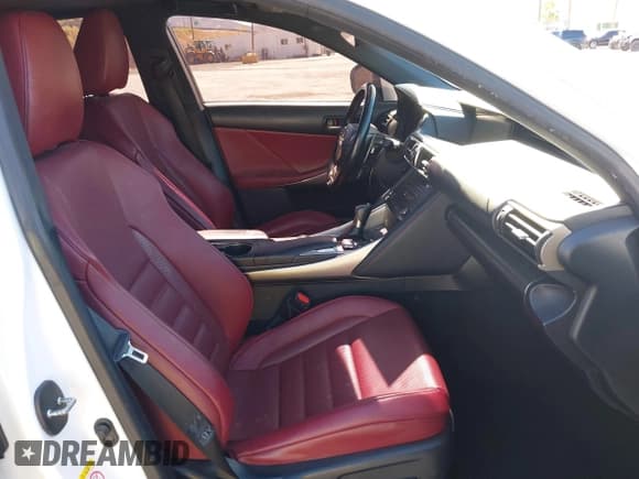 ✅ 2017 Lexus IS 200t • VIN: JTHBA1D23H5053960 • Lot: 42876263. Wystawiony na IAAI z przebiegiem 146 850 mil. Bezpłatny archiwum sprzedaży aukcyjnych z USA i szczegółowy raport historii pojazdu na DreamBid. Zdjęcie 5.