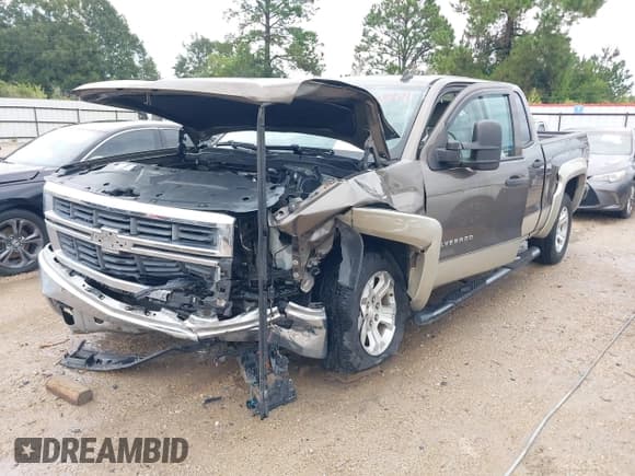 ✅ 2014 Chevrolet Silverado 1500 LT • VIN: 3GCUKREC3EG365715 • Лот: 43303491. Опубликован ранее на IAAI с пробегом 204 802 миль. Бесплатный доступ к архиву аукционных продаж из США и подробный отчёт об истории автомобиля на DreamBid. Изображение 2.