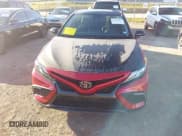 ✅ 2022 Toyota Camry XSE • VIN: 4T1K61AK4NU024164 • Lot: 43590265. Wystawiony na IAAI z przebiegiem 32 936 mil. Bezpłatny archiwum sprzedaży aukcyjnych z USA i szczegółowy raport historii pojazdu na DreamBid. Zdjęcie 13.