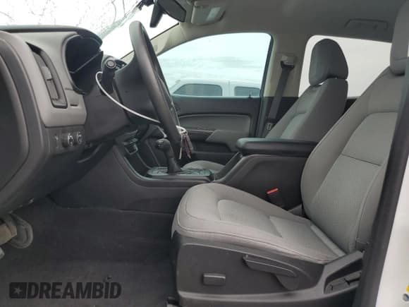 ✅ 2020 Chevrolet Colorado 4WD Work Truck • VIN: 1GCGTBEN2L1190145 • Lot: 70366365. Wystawiony na Copart z przebiegiem 90 675 mil. Bezpłatny archiwum sprzedaży aukcyjnych z USA i szczegółowy raport historii pojazdu na DreamBid. Zdjęcie 7.