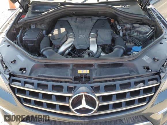 ✅ 2013 Mercedes-Benz M 550 • VIN: 4JGDA7DB8DA156494 • Lot: 61988185. Listed on Copart with 169,029 mi. Free auction sales archive from the USA and detailed vehicle history report at DreamBid. Image 12.