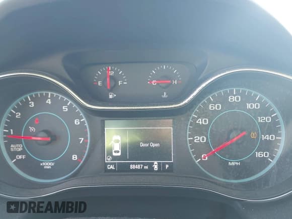 ✅ 2017 Chevrolet Cruze LT • VIN: 1G1BE5SM7H7139223 • Lot: 43503406. Listed on IAAI with 88,487 mi. Free auction sales archive from the USA and detailed vehicle history report at DreamBid. Image 7.