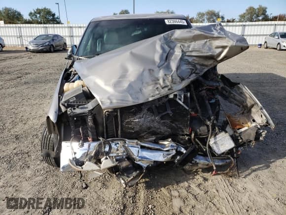 ✅ 2000 Chevrolet Silverado 1500 LS • VIN: 1GCEC19T4YZ370231 • Lot: 82366445. Listed on Copart with Not provided. Free auction sales archive from the USA and detailed vehicle history report at DreamBid. Image 5.