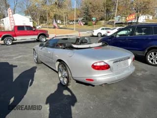 ✅ 2002 Jaguar XK • VIN: SAJDA42C02NA24466 • Lot: 93277815. Wystawiony na Copart z przebiegiem 104 027 mil. Bezpłatny archiwum sprzedaży aukcyjnych z USA i szczegółowy raport historii pojazdu na DreamBid. Zdjęcie 3.