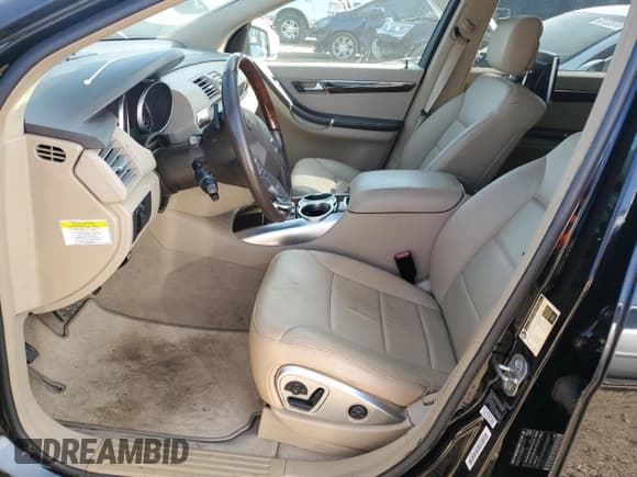 ✅ 2012 Mercedes-Benz R 350 • VIN: 4JGCB2FE6CA149416 • Лот: 68062084. Опубликован ранее на Copart с пробегом 81 941 миль. Бесплатный доступ к архиву аукционных продаж из США и подробный отчёт об истории автомобиля на DreamBid. Изображение 7.