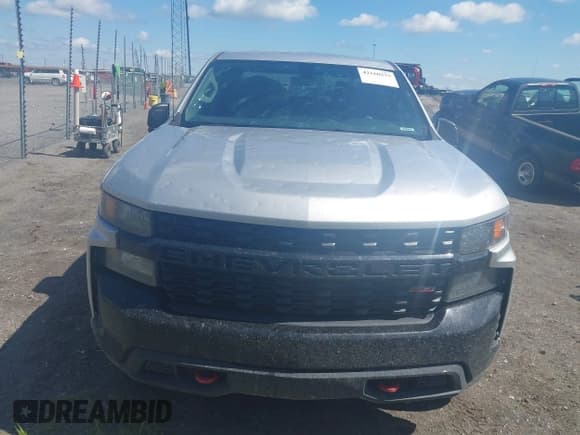 ✅ 2019 Chevrolet Silverado 1500 Custom Trail Boss • VIN: 3GCPYCEF3KG126700 • Lot: 42160575. Wystawiony na IAAI z przebiegiem 116 815 mil. Bezpłatny archiwum sprzedaży aukcyjnych z USA i szczegółowy raport historii pojazdu na DreamBid. Zdjęcie 6.