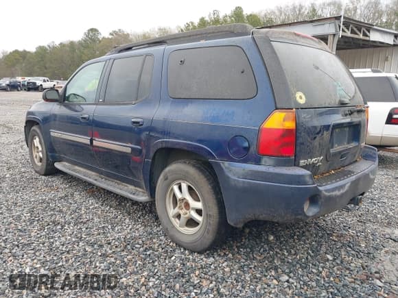 ✅ 2003 GMC Envoy SLE • VIN: 1GKES16S536130375 • Lot: 41324506. Listed on IAAI with 278,328 mi. Free auction sales archive from the USA and detailed vehicle history report at DreamBid. Image 3.