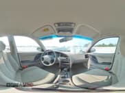 ✅ 2002 Hyundai Elantra GLS • VIN: KMHDN45D82U263334 • Lot: 60726485. Wystawiony na Copart z przebiegiem 59 716 mil. Bezpłatny archiwum sprzedaży aukcyjnych z USA i szczegółowy raport historii pojazdu na DreamBid. Zdjęcie 14.