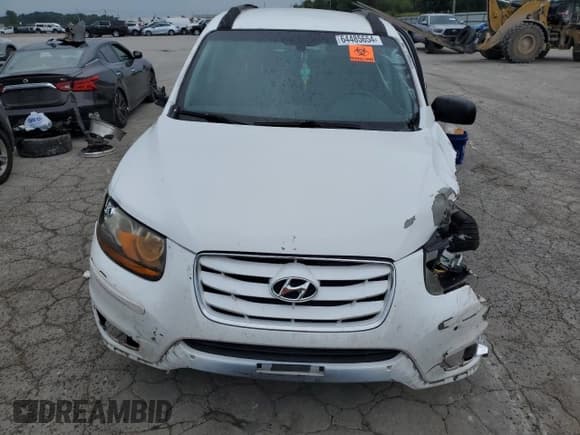 ✅ 2011 Hyundai Santa Fe GLS • VIN: 5XYZG3ABXBG027823 • Lot: 64485654. Listed on Copart with 196,696 mi. Free auction sales archive from the USA and detailed vehicle history report at DreamBid. Image 5.