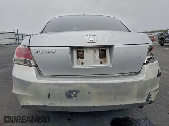 ✅ 2008 Honda Accord EX-L • VIN: JHMCP26848C040852 • Lot: 94703895. Wystawiony na Copart z przebiegiem 254 449 mil. Bezpłatny archiwum sprzedaży aukcyjnych z USA i szczegółowy raport historii pojazdu na DreamBid. Zdjęcie 6.