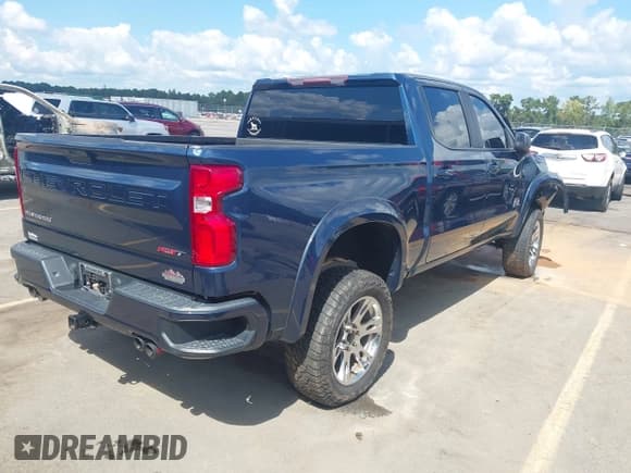 ✅ 2019 Chevrolet Silverado 1500 RST • VIN: 1GCUYEEDXKZ168469 • Lot: 43011980. Wystawiony na IAAI z przebiegiem 112 039 mil. Bezpłatny archiwum sprzedaży aukcyjnych z USA i szczegółowy raport historii pojazdu na DreamBid. Zdjęcie 4.