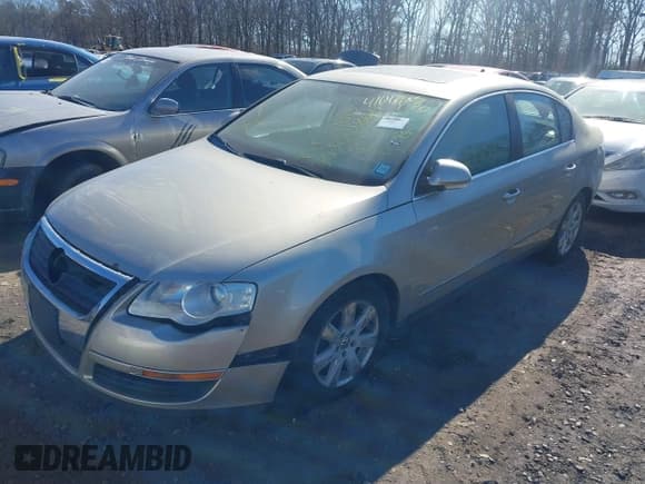 ✅ 2006 Volkswagen Passat 2.0T • VIN: WVWEK73C56P070611 • Lot: 41642505. Listed on IAAI with Not provided. Free auction sales archive from the USA and detailed vehicle history report at DreamBid. Image 2.