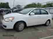 2009 Hyundai Accent Auto GLS z VIN KMHCN46C79U296529, wystawiony jako Copart lot #73888934 z przebiegiem 49 093 mil mil oraz Szkoda całkowita • Salvage title. Historia ofert i sprzedaży dostępna na DreamBid. Obrazek 1.