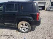 ✅ 2015 Jeep Patriot Latitude • VIN: 1C4NJPFA1FD262574 • Lot: 54128085. Wystawiony na Copart z przebiegiem Nie podano. Bezpłatny archiwum sprzedaży aukcyjnych z USA i szczegółowy raport historii pojazdu na DreamBid. Zdjęcie 12.