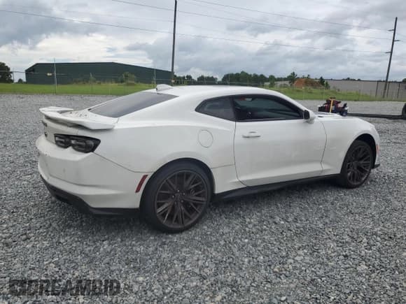 ✅ 2023 Chevrolet Camaro ZL1 • VIN: 1G1FK1R67P0158694 • Лот: 67960145. Опубликован ранее на Copart с пробегом Не указан. Бесплатный доступ к архиву аукционных продаж из США и подробный отчёт об истории автомобиля на DreamBid. Изображение 3.