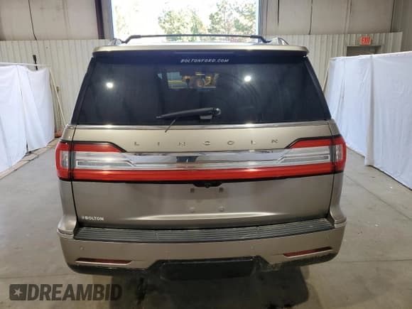 ✅ 2018 Lincoln Navigator Select • VIN: 5LMJJ2HT3JEL13567 • Lot: 84321984. Listed on Copart with 151,454 mi. Free auction sales archive from the USA and detailed vehicle history report at DreamBid. Image 6.