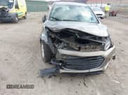 ✅ 2021 Chevrolet Trax LS • VIN: KL7CJKSB6MB313453 • Lot: 43713206. Listed on IAAI with 55,143 mi. Free auction sales archive from the USA and detailed vehicle history report at DreamBid. Image 6.