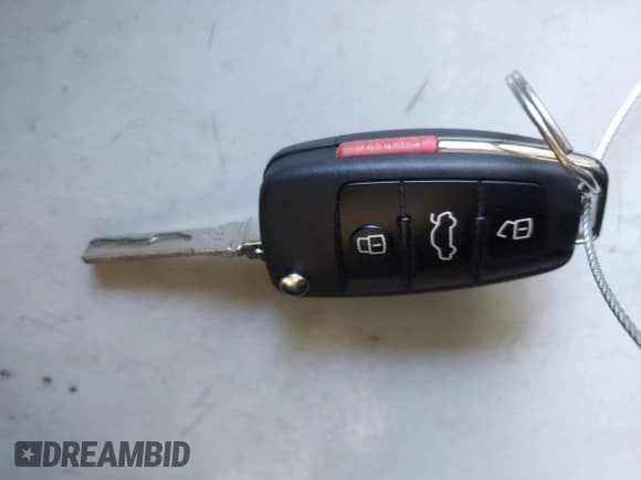 ✅ 2017 Audi A3 Cabriolet Premium • VIN: WAU6ULFF8H1026568 • Lot: 41516417. Listed on IAAI with 77,539 mi. Free auction sales archive from the USA and detailed vehicle history report at DreamBid. Image 11.