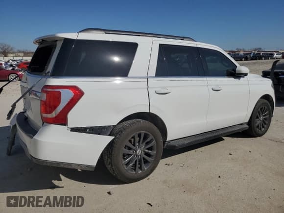 ✅ 2021 Ford Expedition XLT • VIN: 1FMJU1HTXMEA83857 • Лот: 48334845. Опубликован ранее на Copart с пробегом 85 428 миль. Бесплатный доступ к архиву аукционных продаж из США и подробный отчёт об истории автомобиля на DreamBid. Изображение 3.
