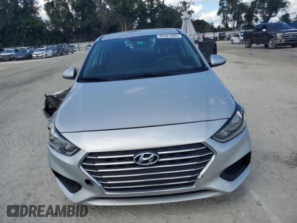 ✅ 2022 Hyundai Accent SE • VIN: 3KPC24A6XNE179700 • Lot: 82541365. Listed on Copart with 84,074 mi. Free auction sales archive from the USA and detailed vehicle history report at DreamBid. Image 5.