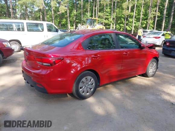 ✅ 2018 Kia Rio S • VIN: 3KPA24AB8JE071333 • Lot: 42572141. Listed on IAAI with 113,208 mi. Free auction sales archive from the USA and detailed vehicle history report at DreamBid. Image 4.