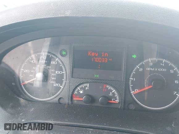 ✅ 2017 Ram ProMaster Cargo • VIN: 3C6URVJG0HE550437 • Lot: 42698604. Listed on IAAI with 170,033 mi. Free auction sales archive from the USA and detailed vehicle history report at DreamBid. Image 7.