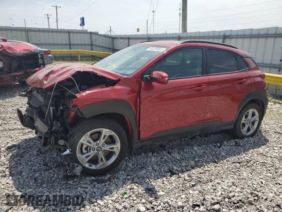 ✅ 2022 Hyundai Kona SEL • VIN: KM8K3CAB5NU910983 • Лот: 54426954. Опубликован ранее на Copart с пробегом 34 339 миль. Бесплатный доступ к архиву аукционных продаж из США и подробный отчёт об истории автомобиля на DreamBid. Изображение 1.