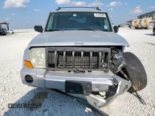 ✅ 2006 Jeep Commander • VIN: 1J8HH48N16C369565 • Lot: 81430505. Listed on Copart with 240,976 mi. Free auction sales archive from the USA and detailed vehicle history report at DreamBid. Image 5.